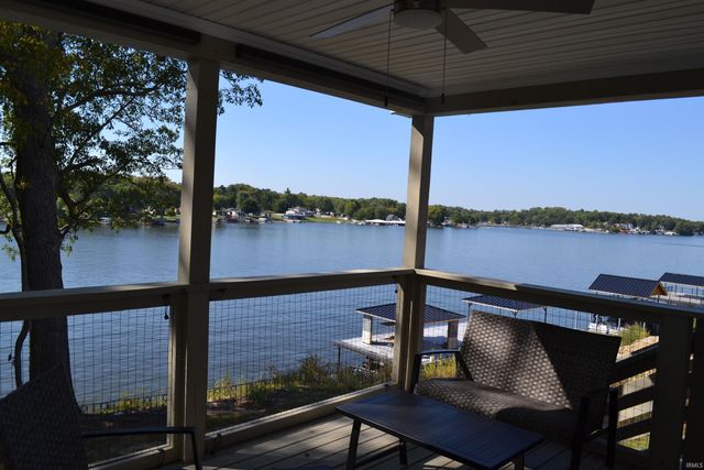 4372 N Shorewood Court, Monticello, IN 47960