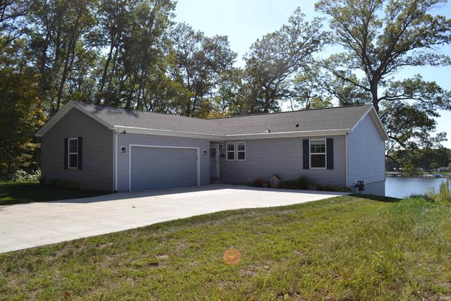 4372 N Shorewood Court, Monticello, IN 47960