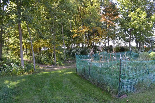 4372 N Shorewood Court, Monticello, IN 47960