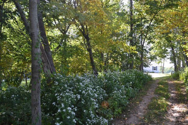 4372 N Shorewood Court, Monticello, IN 47960