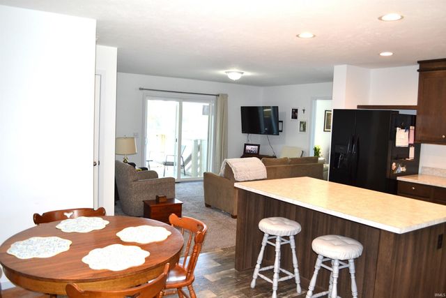 4372 N Shorewood Court, Monticello, IN 47960