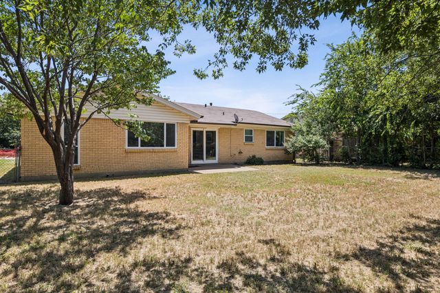 4101 Redstone Road, Denton, TX 76209