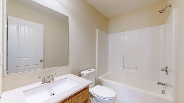 1921 Littleton Ct, Columbia, TN 38401