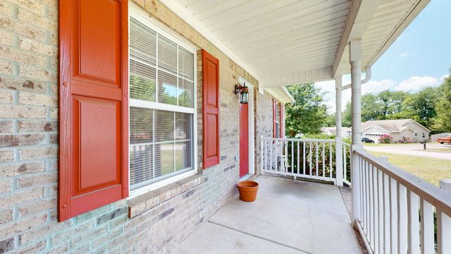 1921 Littleton Ct, Columbia, TN 38401