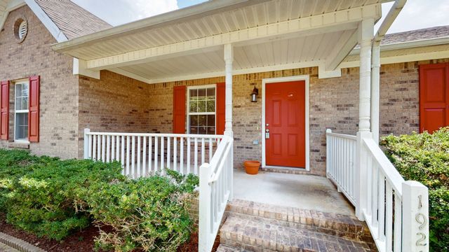 1921 Littleton Ct, Columbia, TN 38401