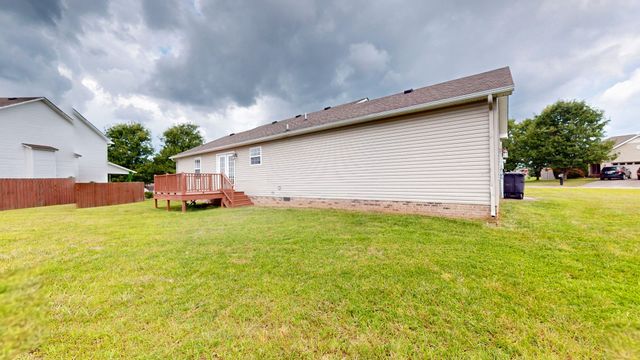 1921 Littleton Ct, Columbia, TN 38401