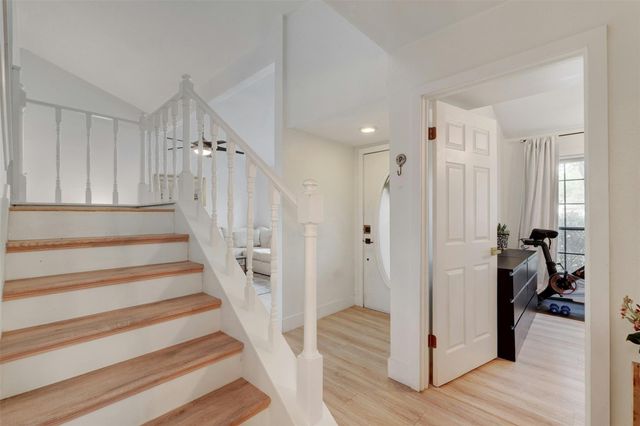 4159 Steck Ave 101, Austin, TX 78759