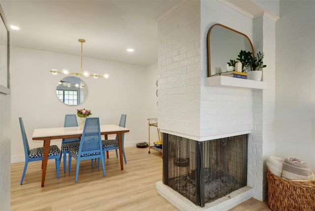 4159 Steck Ave 101, Austin, TX 78759