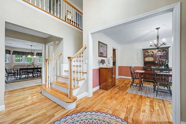 8 Wild Rd, Hopkinton, MA 01748
