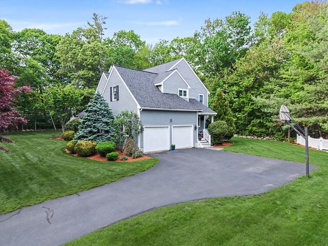 8 Wild Rd, Hopkinton, MA 01748