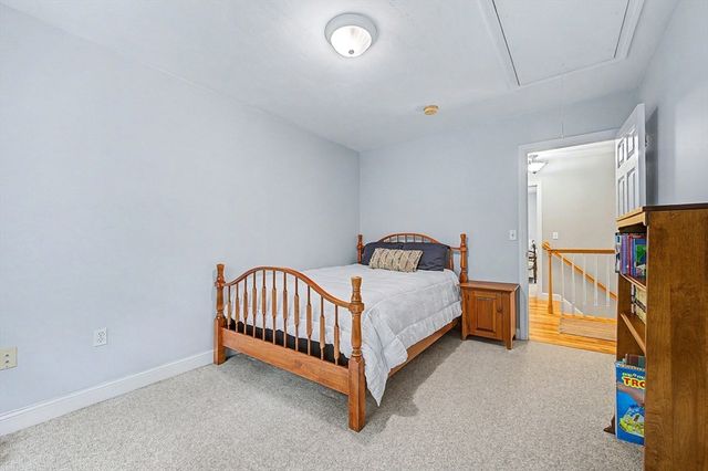 8 Wild Rd, Hopkinton, MA 01748