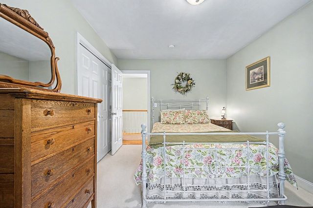 8 Wild Rd, Hopkinton, MA 01748