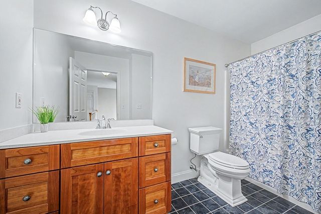 8 Wild Rd, Hopkinton, MA 01748