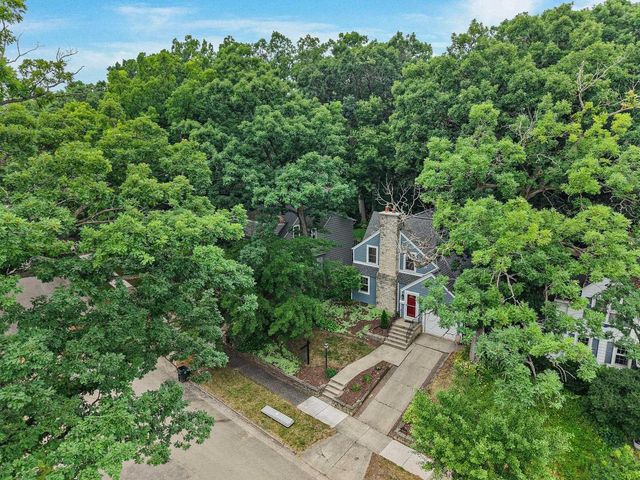 4138 Hiawatha Drive, Madison, WI 53711