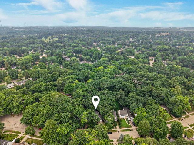 4138 Hiawatha Drive, Madison, WI 53711