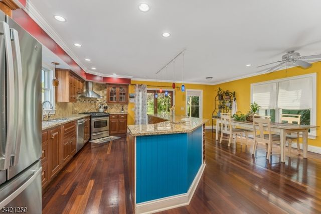 22 Broad St, Flemington Boro, NJ 08822