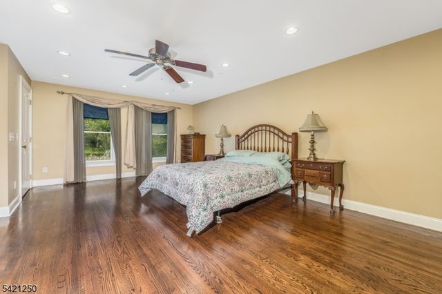 22 Broad St, Flemington Boro, NJ 08822
