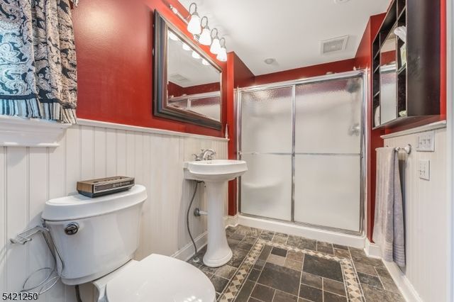22 Broad St, Flemington Boro, NJ 08822