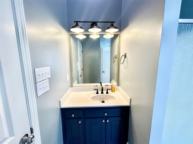 3306 Colonial Drive, Bossier City, LA 71111