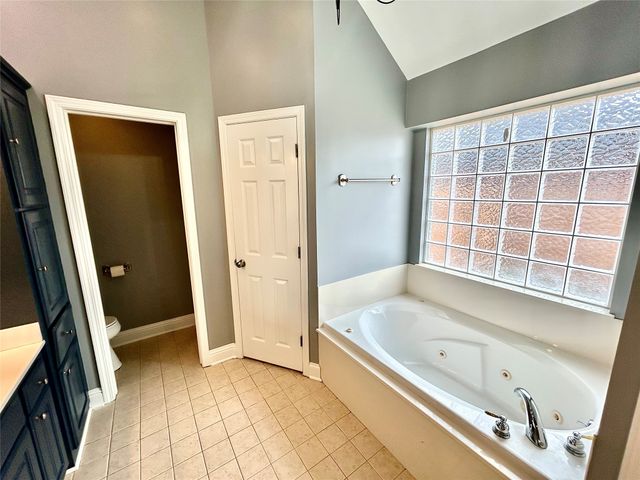 3306 Colonial Drive, Bossier City, LA 71111