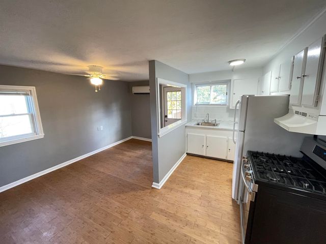 7-9 Broadway, Pembroke, NH 03275