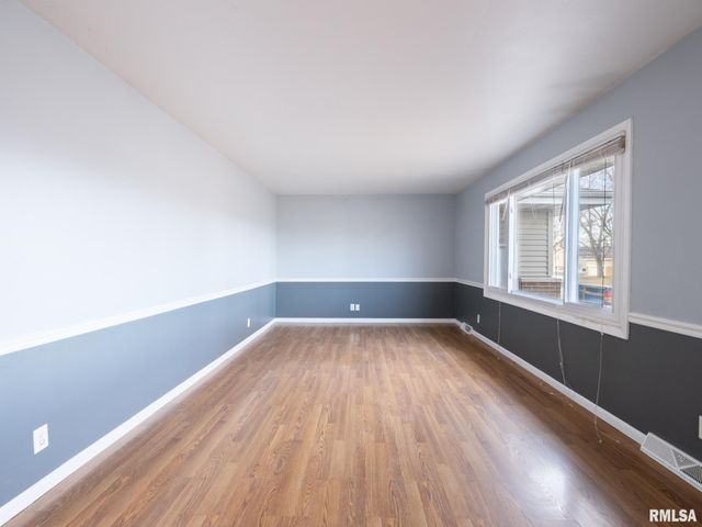 313 N NEBRASKA Avenue, Morton, IL 61550