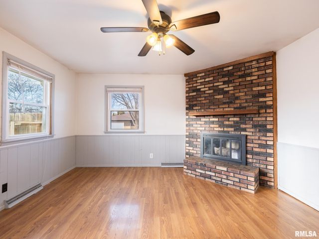 313 N NEBRASKA Avenue, Morton, IL 61550