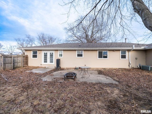 313 N NEBRASKA Avenue, Morton, IL 61550