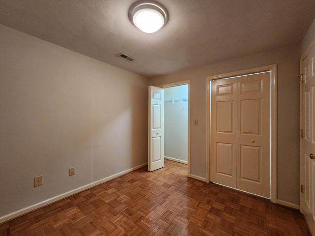 3363 Londonderry LN, Roanoke, VA 24018