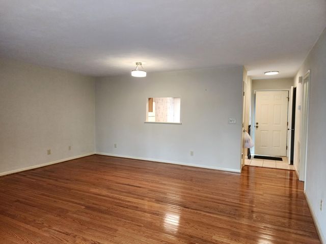 3363 Londonderry LN, Roanoke, VA 24018