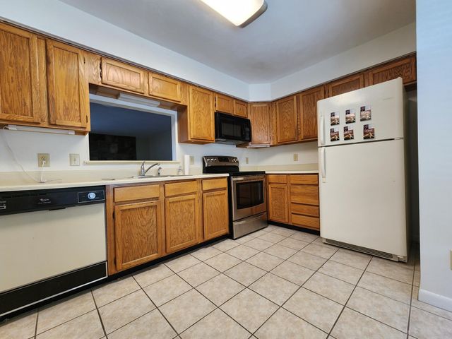 3363 Londonderry LN, Roanoke, VA 24018