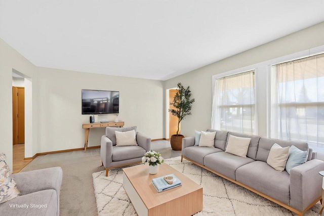 5402 39th AVENUE, Kenosha, WI 53144