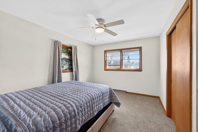 5402 39th AVENUE, Kenosha, WI 53144