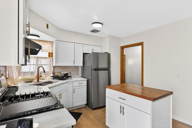 5402 39th AVENUE, Kenosha, WI 53144