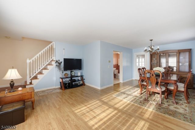 947 Dunham Ave, Westfield Town, NJ 07090