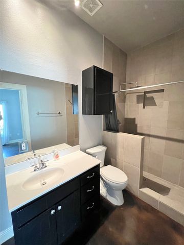 1813 S Ervay Street, Dallas, TX 75215