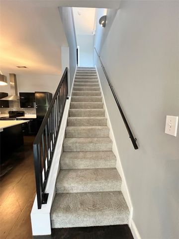 1813 S Ervay Street, Dallas, TX 75215