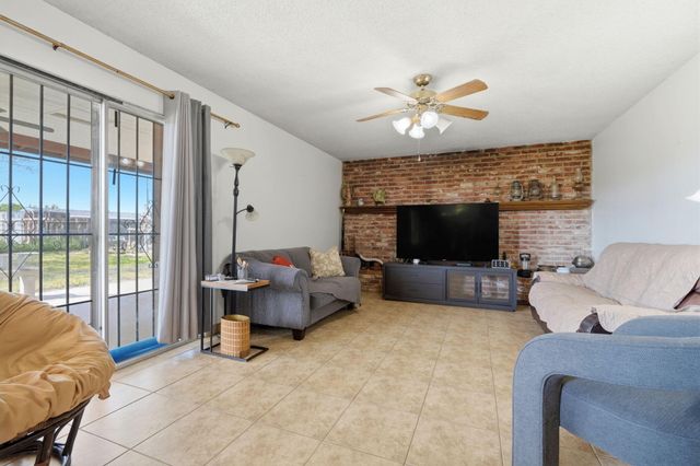 19091 Ave 150, Porterville, CA 93257