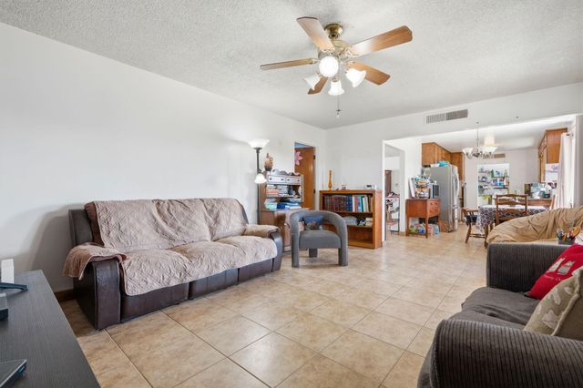 19091 Ave 150, Porterville, CA 93257