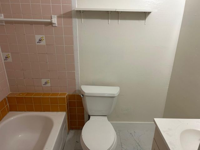 2828 NW 9th Place, Fort Lauderdale, FL 33311