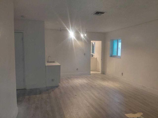 2828 NW 9th Place, Fort Lauderdale, FL 33311