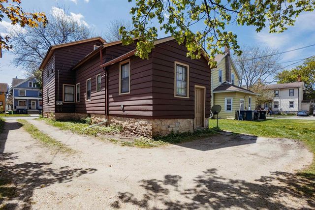 153 E 2ND STREET, Fond Du Lac, WI 54935