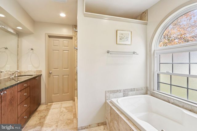 3530 GREG LN, Huntingdon Valley, PA 19006