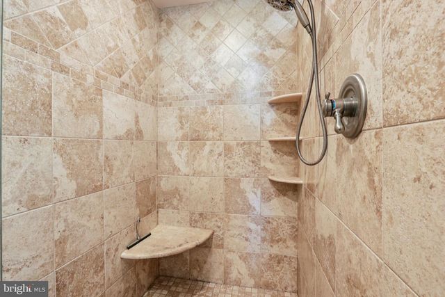 3530 GREG LN, Huntingdon Valley, PA 19006