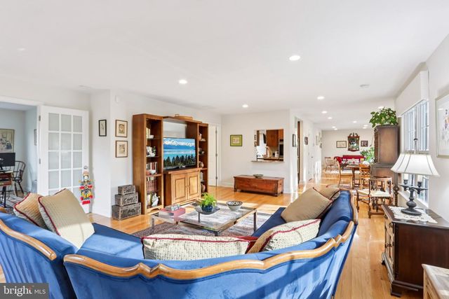 3530 GREG LN, Huntingdon Valley, PA 19006