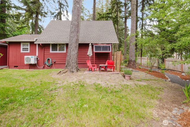 1822 190th Avenue SW, Lakebay, WA 98349