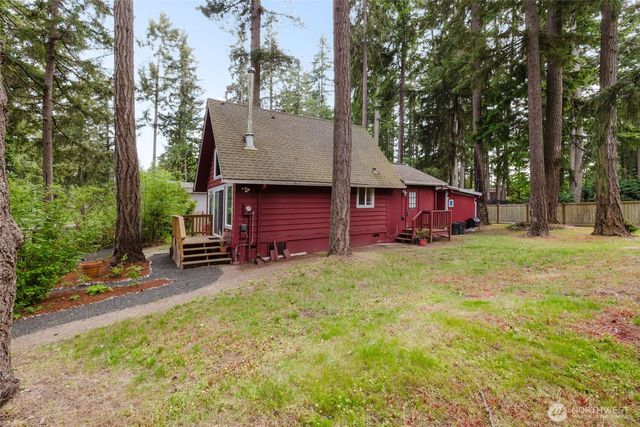 1822 190th Avenue SW, Lakebay, WA 98349