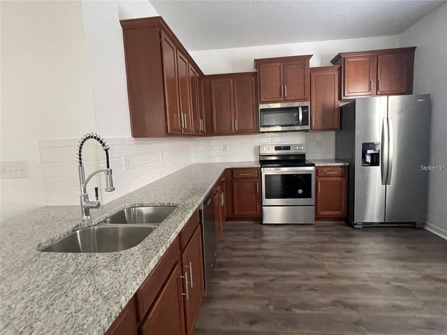 3408 SENECA CLUB LOOP 30-102 Unit B, Orlando, FL 32808