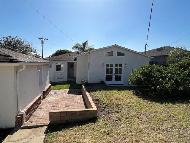 7649 Truxton, Los Angeles, CA 90045