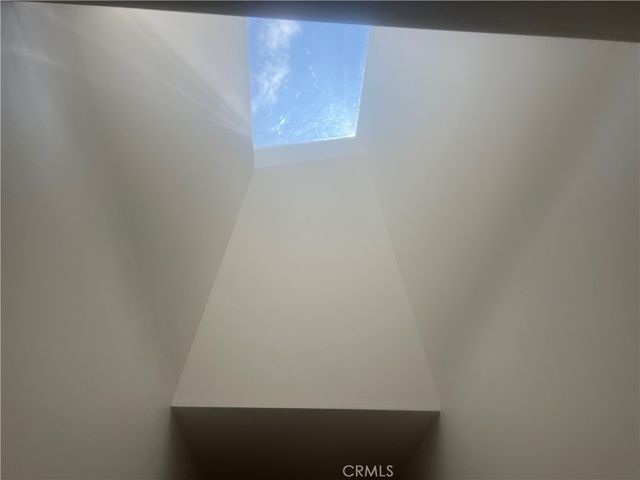 7649 Truxton, Los Angeles, CA 90045